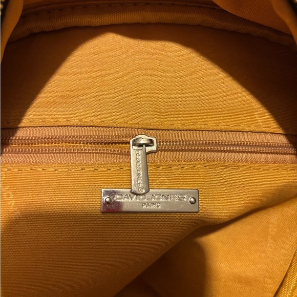 💛💚DAVID JONES  PARIS 
Black Leather 🎒 BACKPACK.💛💚 - Picture 8 of 15